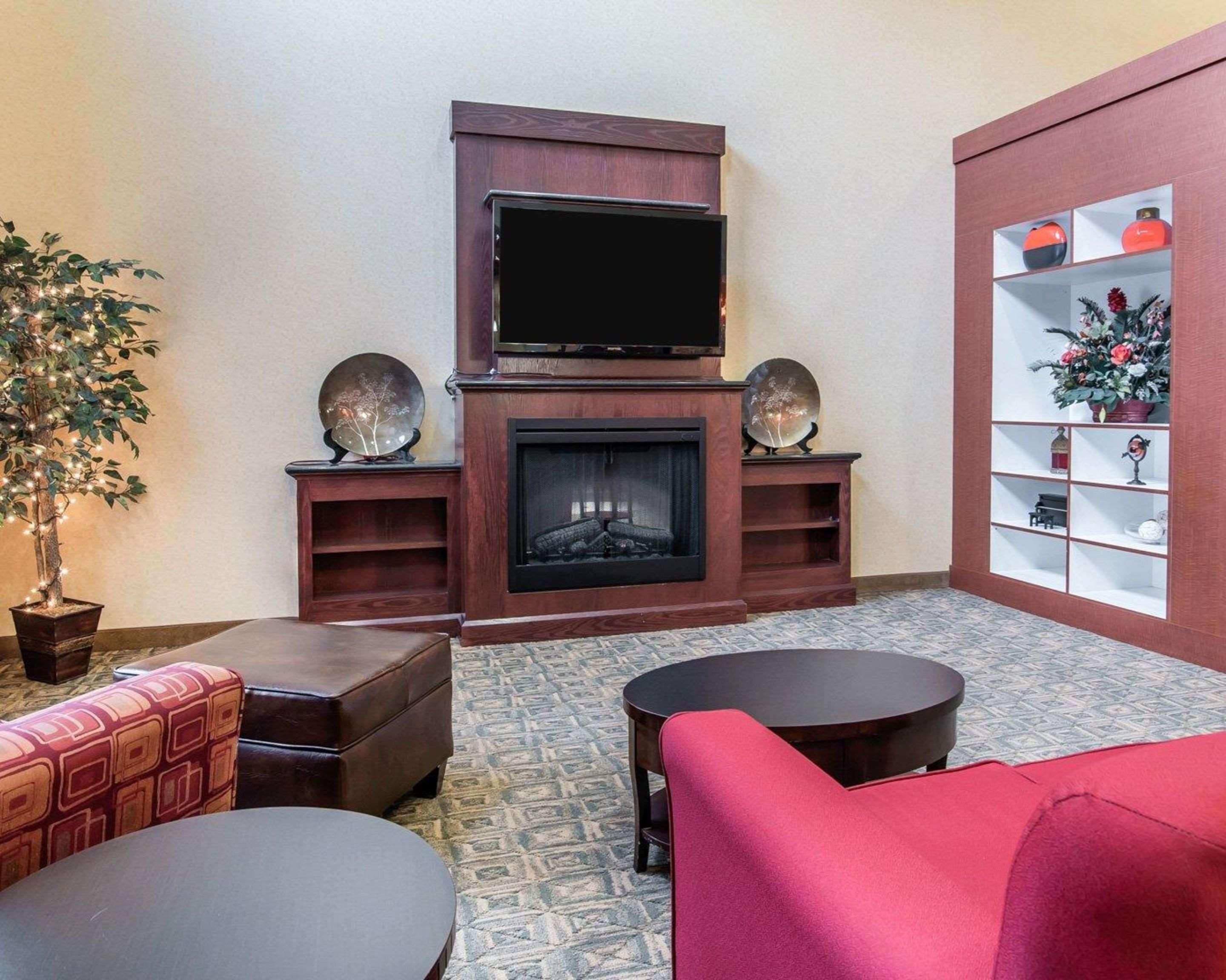 University Inn Vestal Esterno foto