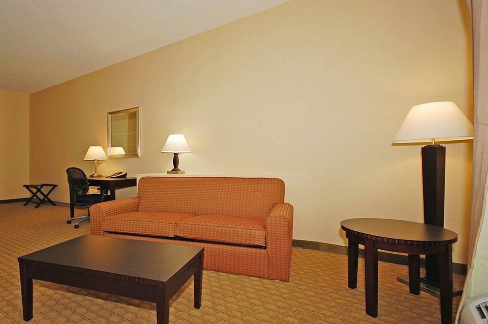 University Inn Vestal Esterno foto